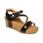 Avril Quarter Strap Wedge Aetrex Women Black XLXT0240